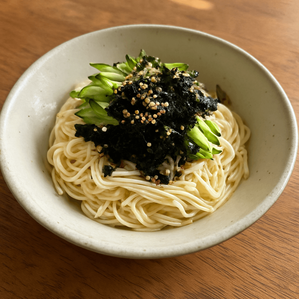 야근하고 와서 라면 끓이려다 멈췄어요. 불도 안 켜고 5분이면 되는 거 발견함